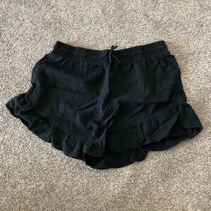Black Ruffle Hem Women's Shorts
